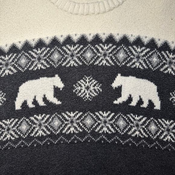 Old Navy Sweater Men Size L White Gray Fair Isle Polar Bear Snowflake Cabin Cozy - Picture 4 of 10